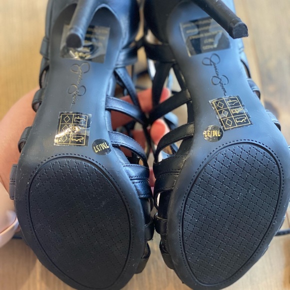 Jessica Simpson Racine Heels - Picture 6 of 6